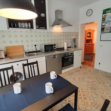 Homes Of Ruhr - Monteurwohnung Schimanski Duisburg